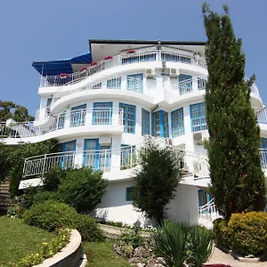 White Dove Apartment Goldstrand